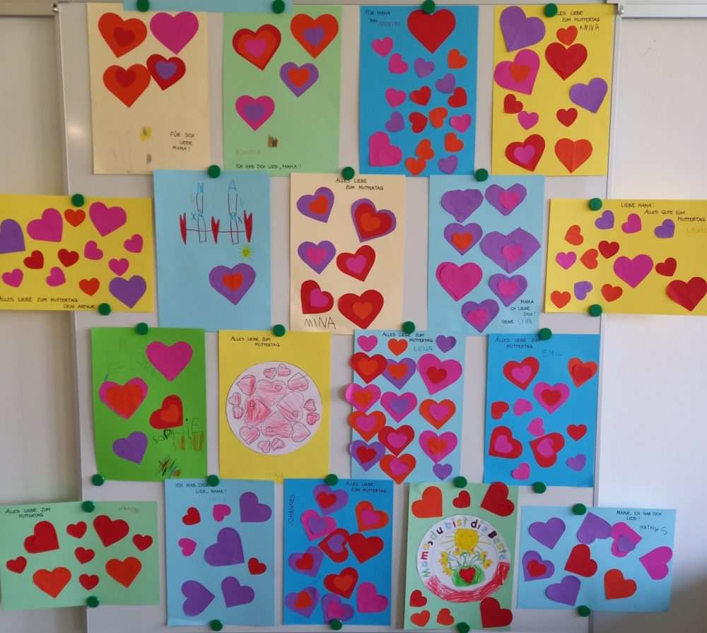 Grüße zum Muttertag - Kindergarten St. Marienkirchen